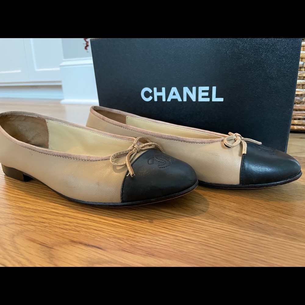 CHANEL Ballet Flat - Two Tone